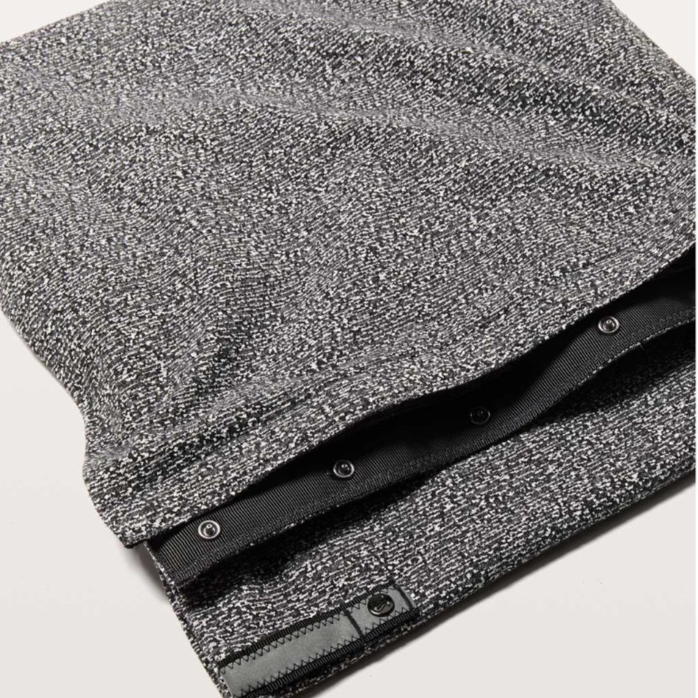 Lululemon Vinyasa Scarf *Rulu Reconnect Jacquard Running Luon White Black